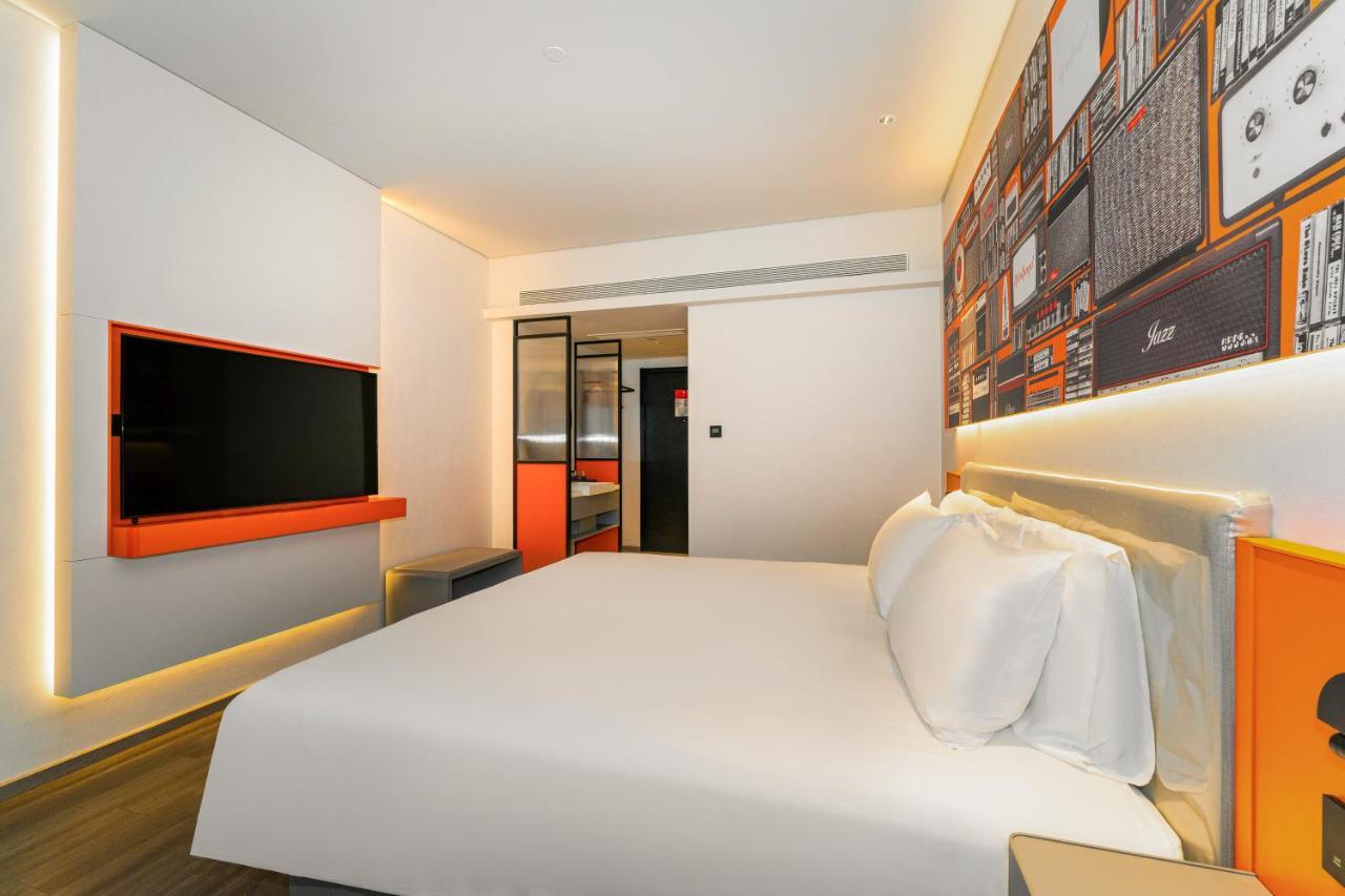 Ibis Styles Hotel - 260M From Guangji Street Subway Station Xi'an  Esterno foto